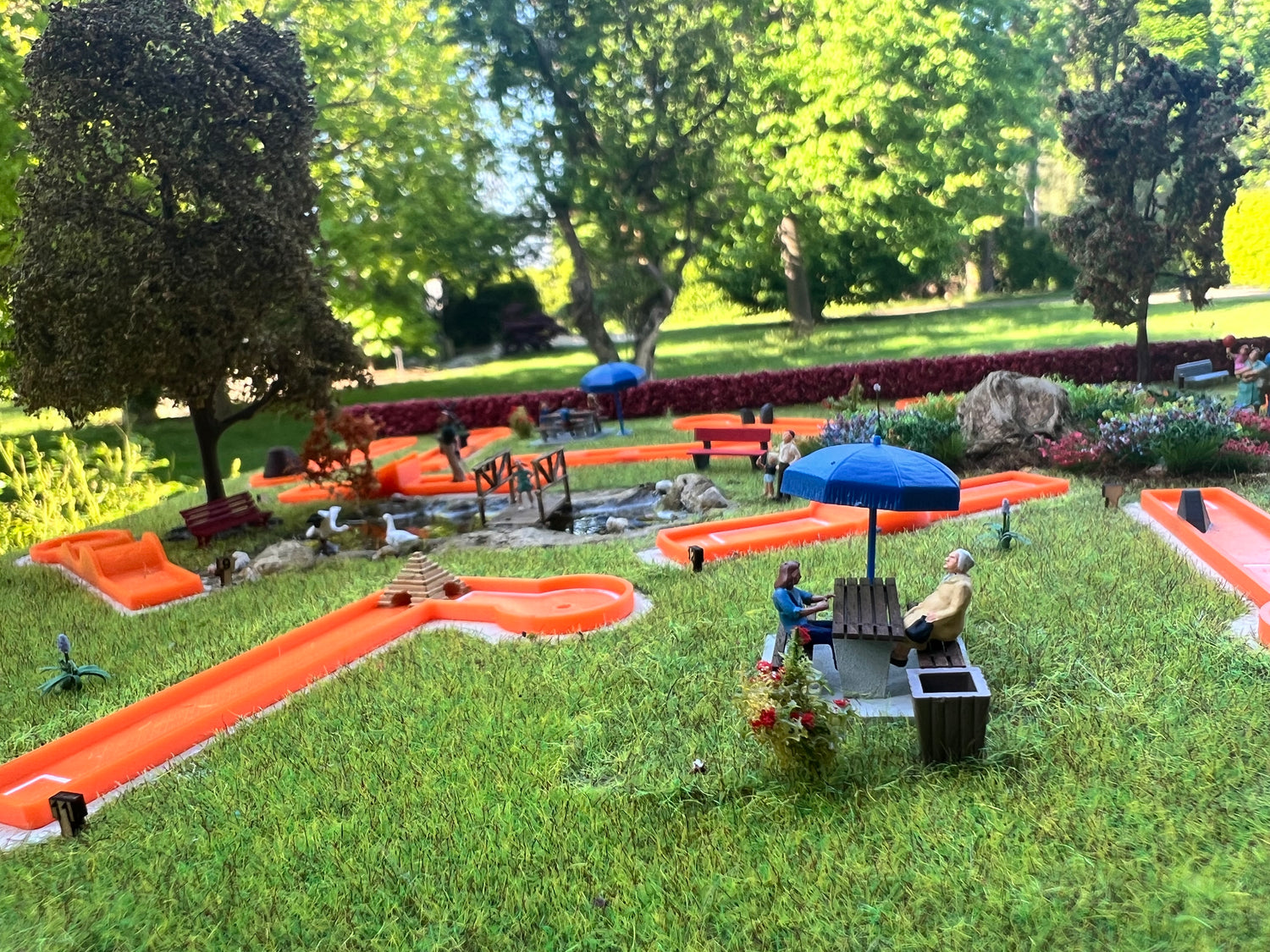 RCD Minigolf 18 Holes H0 Scale DIORAMA