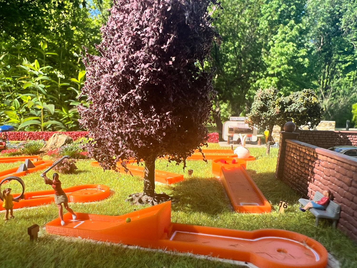 RCD Minigolf 18 Holes H0 Scale DIORAMA