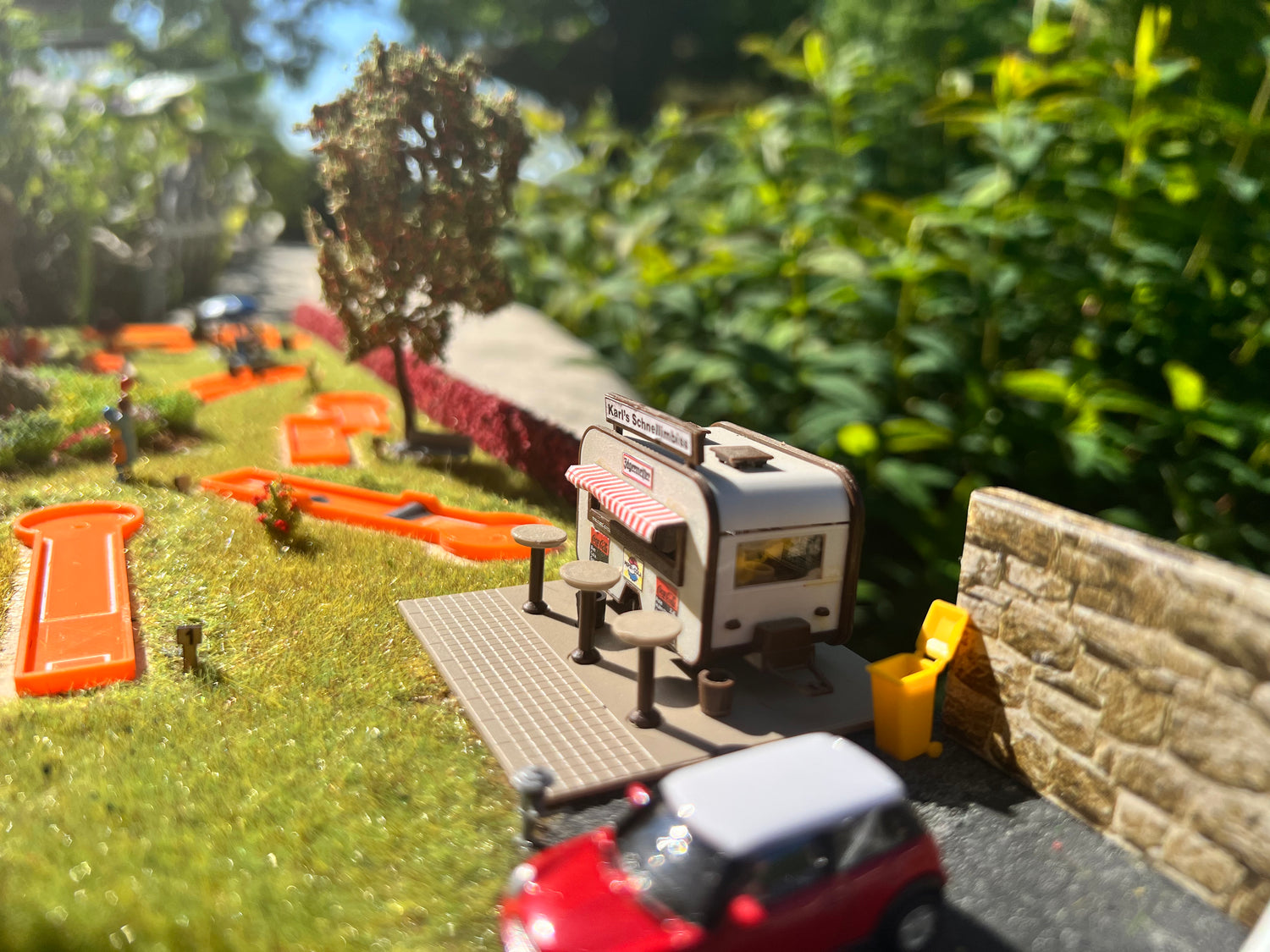 RCD Minigolf 18 Holes H0 Scale DIORAMA